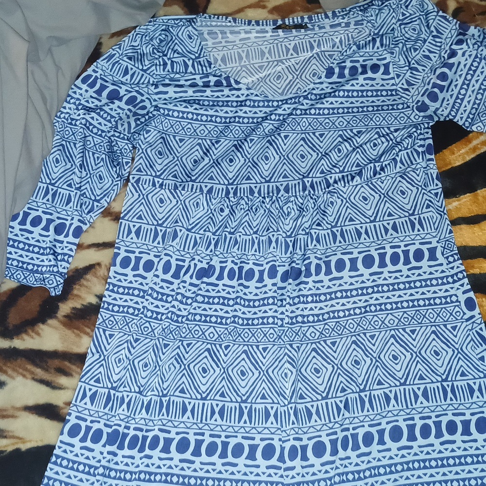 Dress - Picture 5 of 5